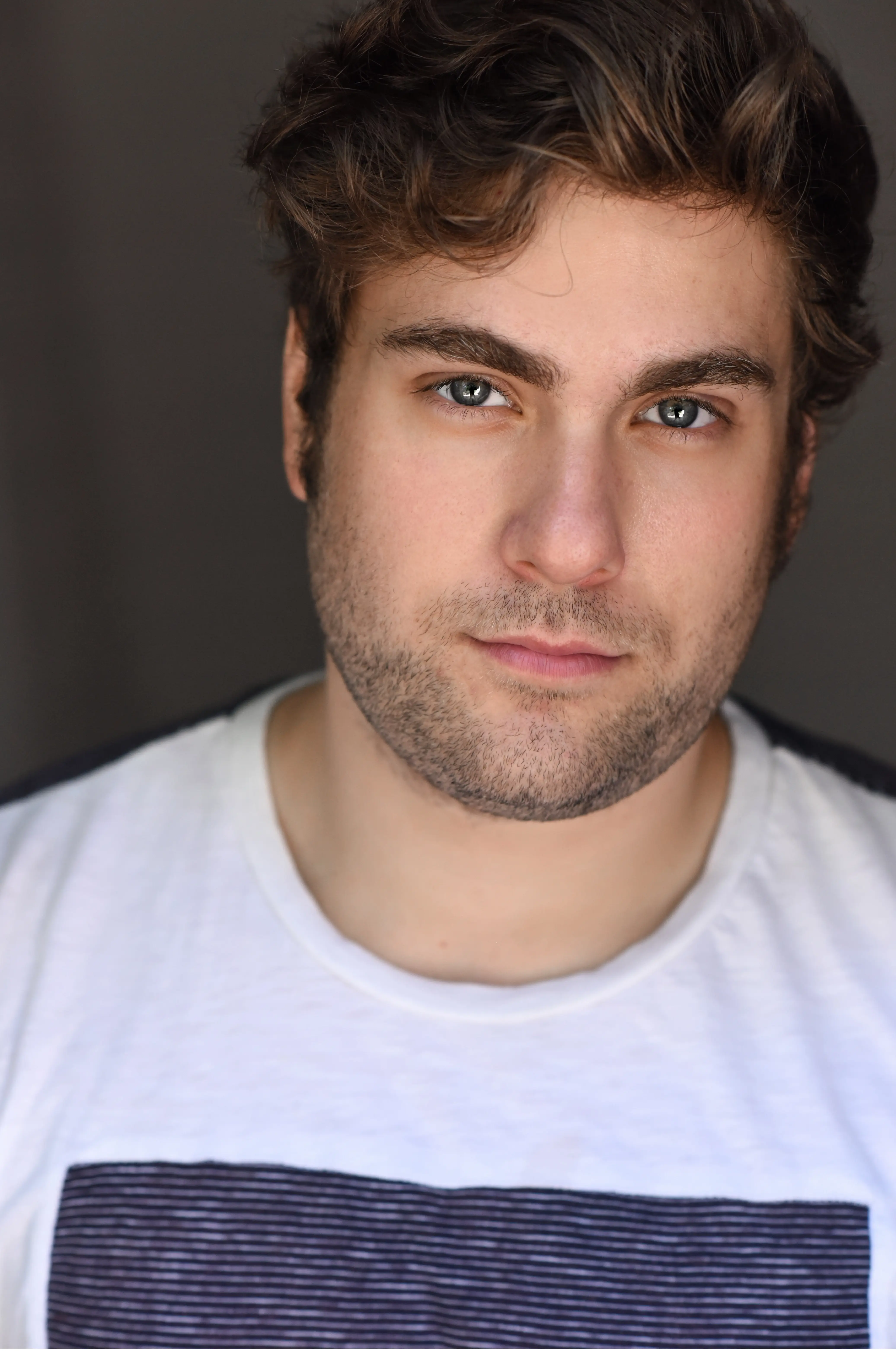 Daniel Lewis Headshot